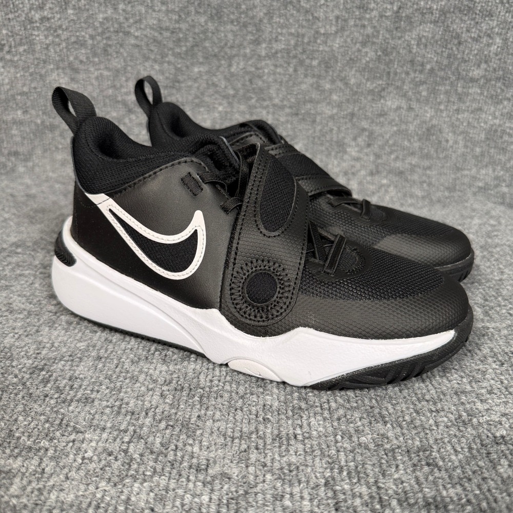 Nike Kids Sz 4 Team Hustle D 11 Shoes Sneakers Black White Basketball DV8996-002